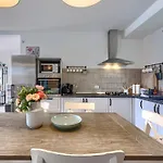Augusta By Interhome Villa Tomisici
