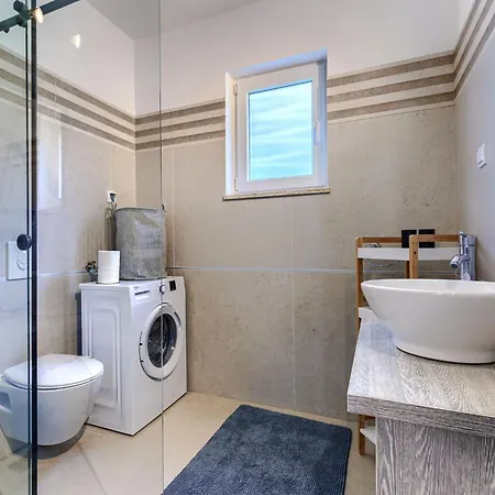 Augusta By Interhome Villa