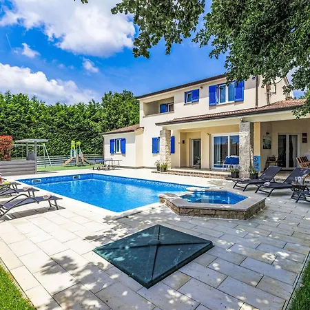 Villa Augusta By Interhome