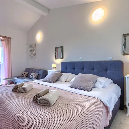Villa Augusta By Interhome