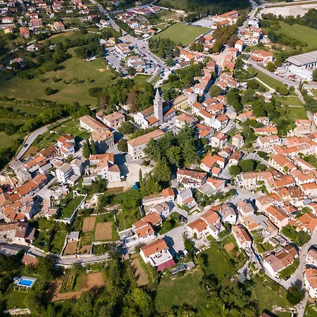 Augusta By Interhome Villa Tomisici
