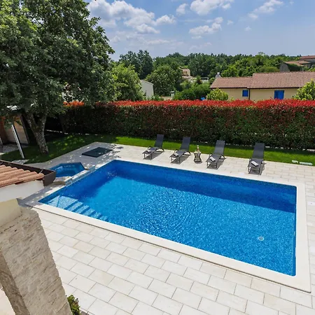 Augusta By Interhome Villa *