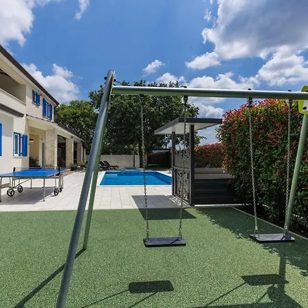 Augusta By Interhome Villa Tomisici