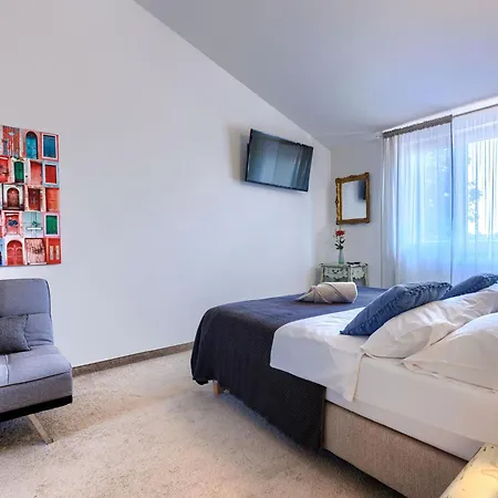 Augusta By Interhome Villa *