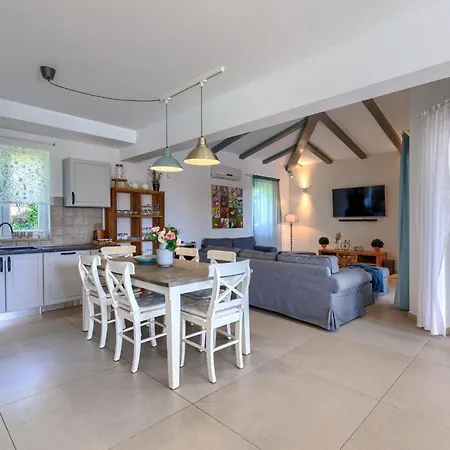 Augusta By Interhome Vila *