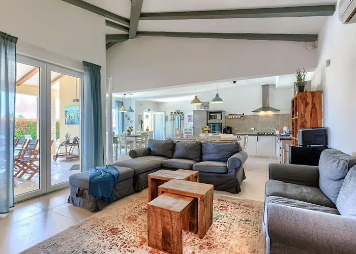 Augusta By Interhome *